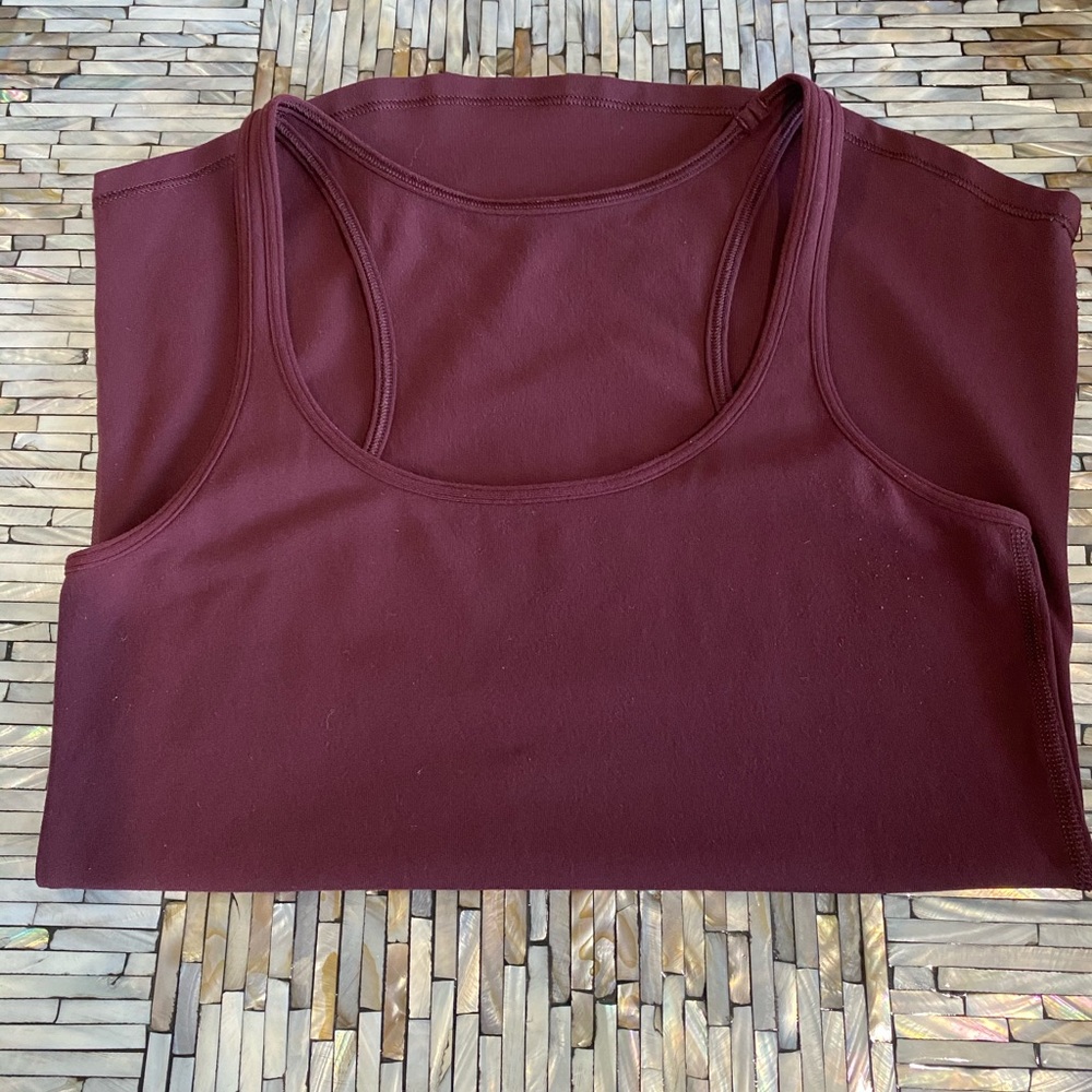 Lululemon tank top